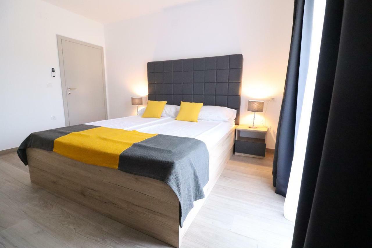 Brand New Apartment In Малинска Экстерьер фото