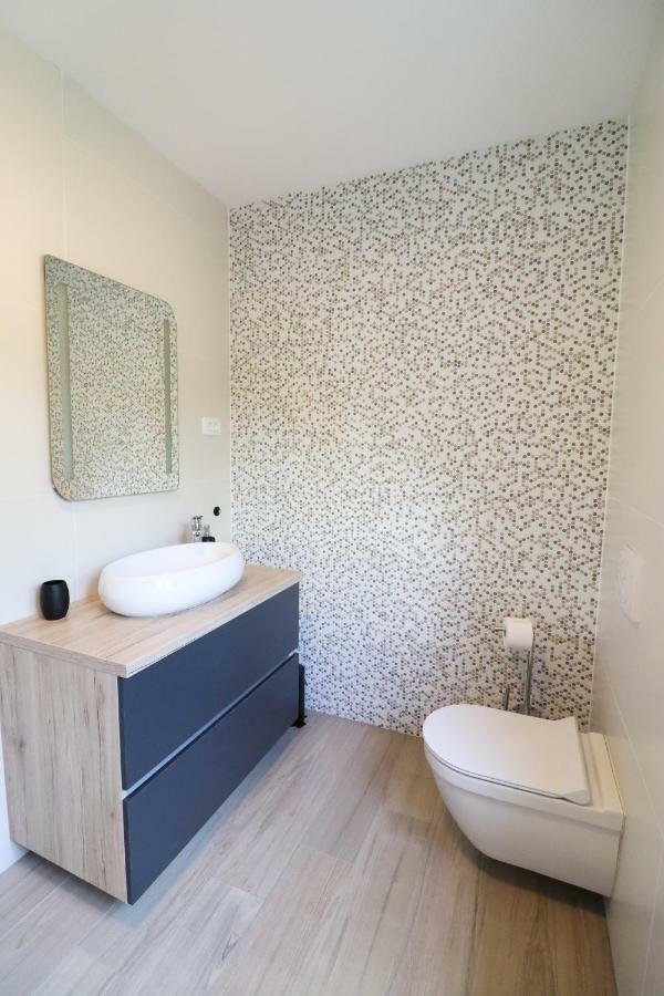 Brand New Apartment In Малинска Экстерьер фото